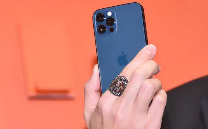 西林苹果手机维修分享iPhone12系列重启方法教程 